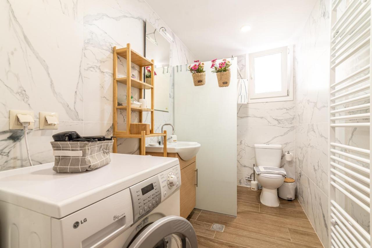Sophia'S Comfortable Home With A Private Backyard Gazi Extérieur photo